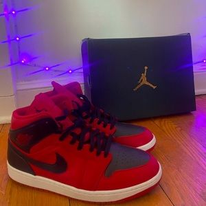 Jordan 1 Mid “Gym Red Black White”